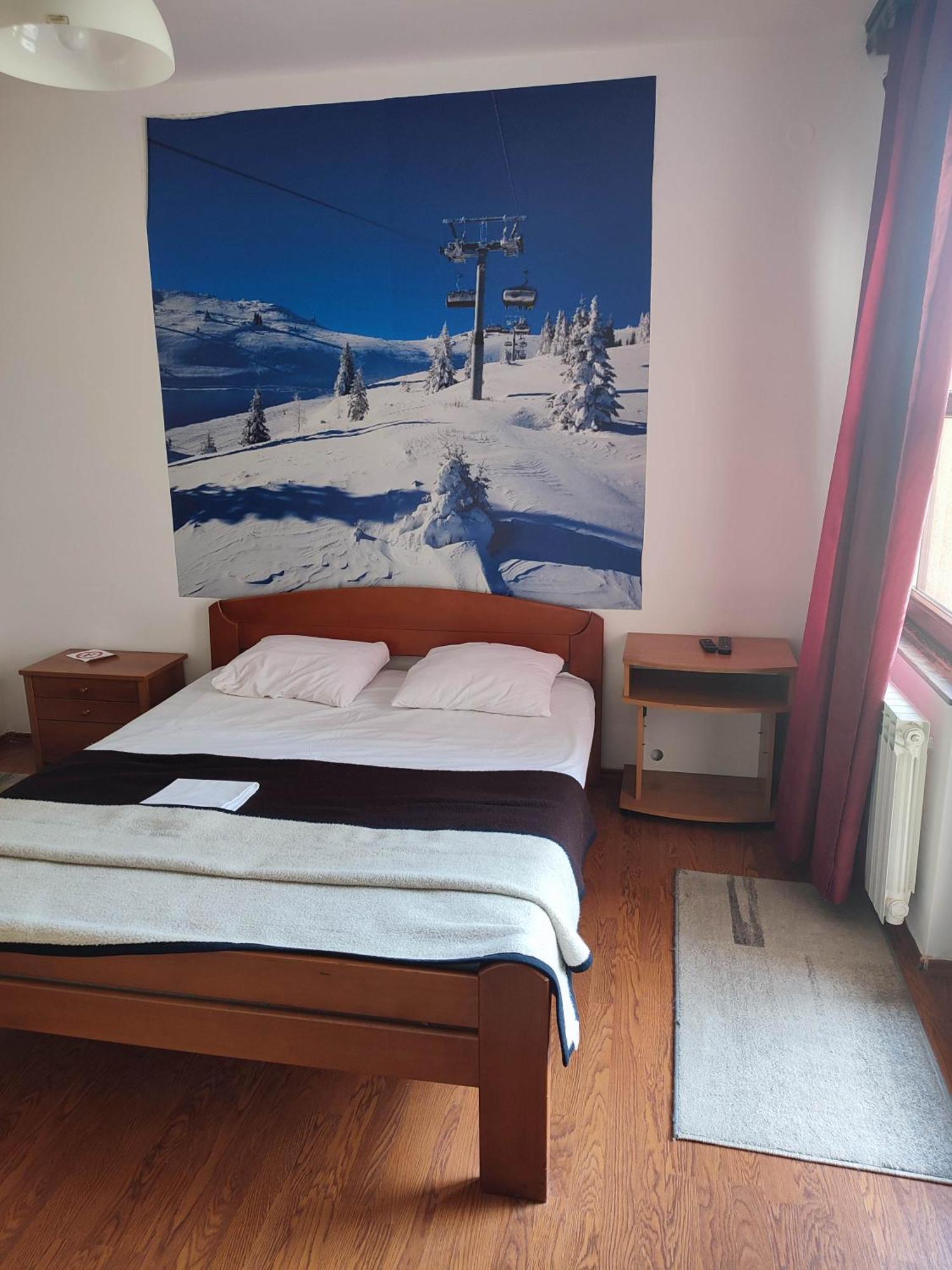 Lukavica Pansion Kamin B&B 외부 사진